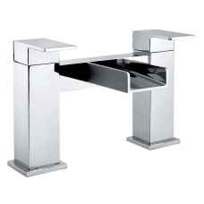 Warley Square Waterfall Bath Filler